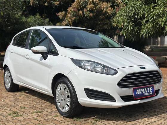 FORD FIESTA 1.6 SE HATCH 16V FLEX 4P MANUAL FORD FIESTA 1.6 SE HATCH 16V FLEX 4P MANUAL